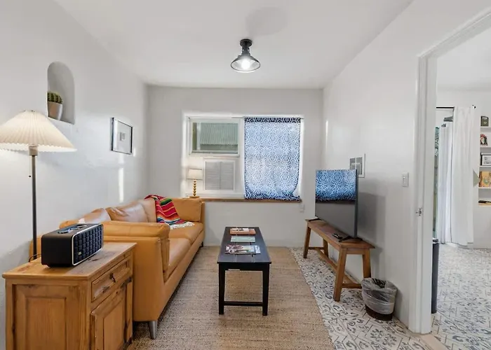Santa Rosa Hideaway *